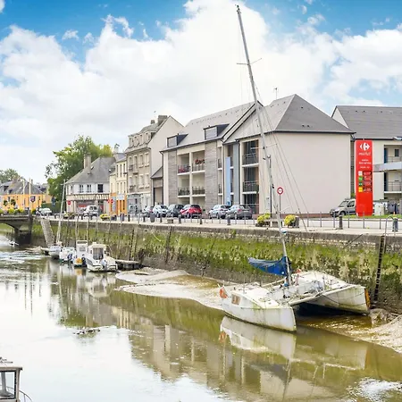 Romantic Stay, Daire