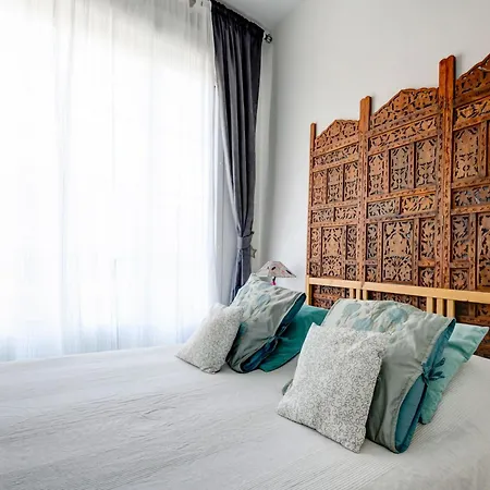 Romantic Stay, Daire